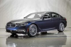 BMW A89 Imperial Blue Basecoat With Reducer Gallon (Basecoat Only) Kit