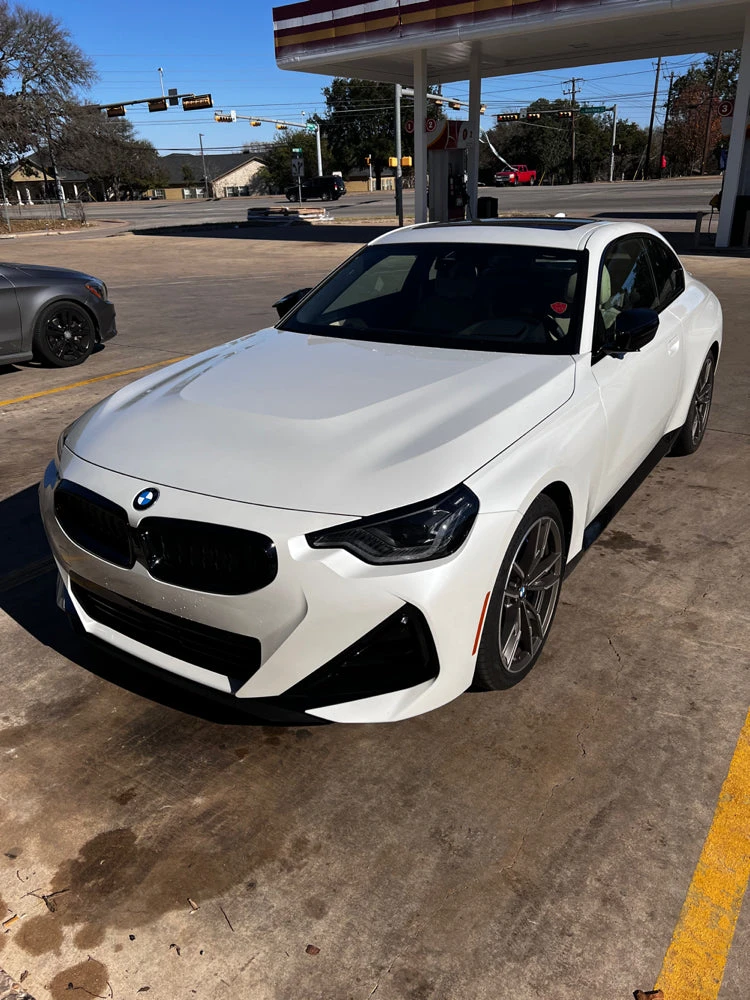 BMW A96 Mineral White Tri-Coat Pearl Basecoat Clearcoat Quart Paint Kit 3 BMW A96 Mineral White Tri-Coat Pearl Basecoat Clearcoat Quart Paint Kit