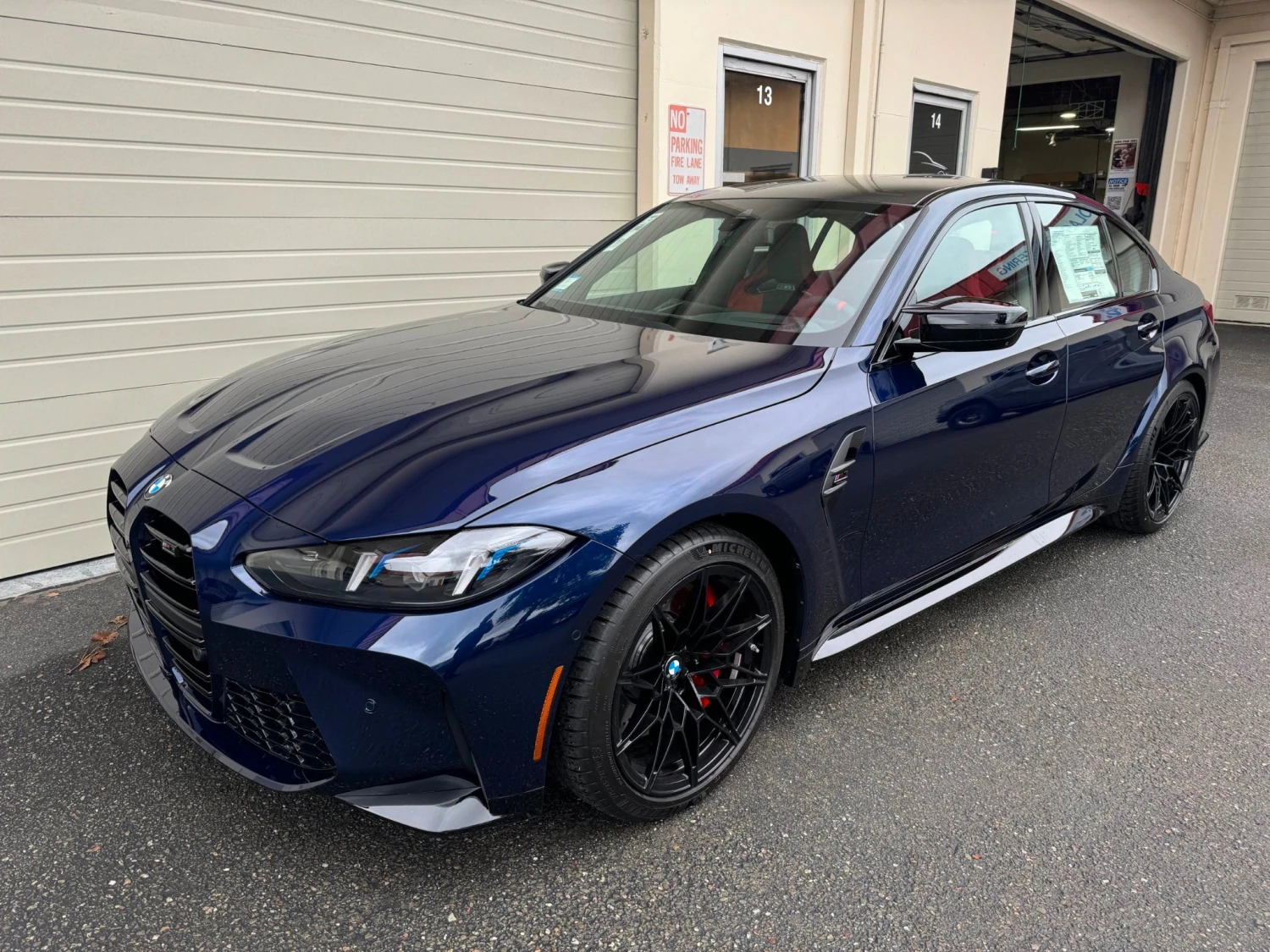 BMW X10 Tanzanite Blue Basecoat Clearcoat Complete Gallon Kit 3 BMW X10 Tanzanite Blue Basecoat Clearcoat Complete Gallon Kit