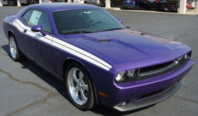 Dodge PHG Plum Crazy Pearl Basecoat Clearcoat Quart Complete Paint Kit 3 Dodge PHG Plum Crazy Pearl Basecoat Clearcoat Quart Complete Paint Kit