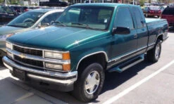 Emerald Green GM WA177B Basecoat With Reducer Gallon (Basecoat Only)Kit