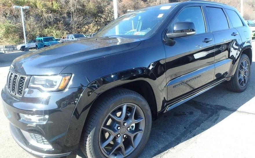 Dodge PXJ Diamond Black Pearl Basecoat + Reducer Quart (Basecoat Only) Paint Kit 3 Dodge PXJ Diamond Black Pearl Basecoat + Reducer Quart (Basecoat Only) Paint Kit