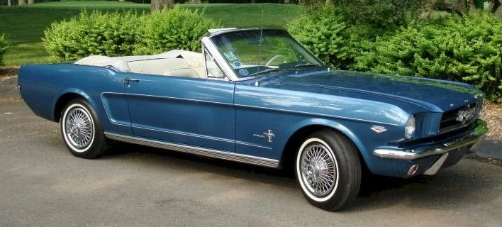 Ford Code F Guardsman Blue Basecoat + Reducer Quart (Basecoat Only) Kit 3 Ford Code F Guardsman Blue Basecoat + Reducer Quart (Basecoat Only) Kit