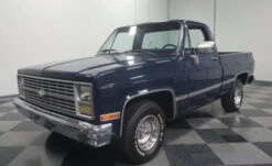 GM WA7349 Dark Blue Basecoat Clearcoat Quart Complete Paint Kit