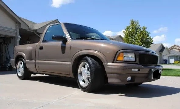 GM WA333D Smokey Caramel Basecoat Clearcoat Quart Complete Paint Kit 3 GM WA333D Smokey Caramel Basecoat Clearcoat Quart Complete Paint Kit