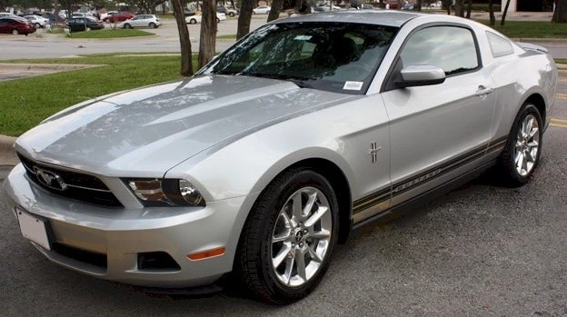 Ford UI Brilliant Silver Basecoat Clearcoat Complete Gallon Kit 3 Ford UI Brilliant Silver Basecoat Clearcoat Complete Gallon Kit