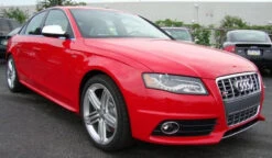 Audi LY3J Brilliant Red Basecoat With Reducer Gallon (Basecoat Only)