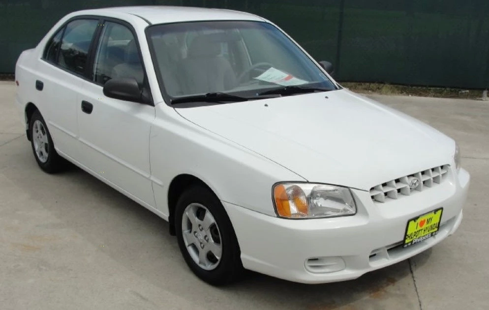 Hyundai NW Nobel White Basecoat Clearcoat Quart Complete Paint Kit 3 Hyundai NW Nobel White Basecoat Clearcoat Quart Complete Paint Kit