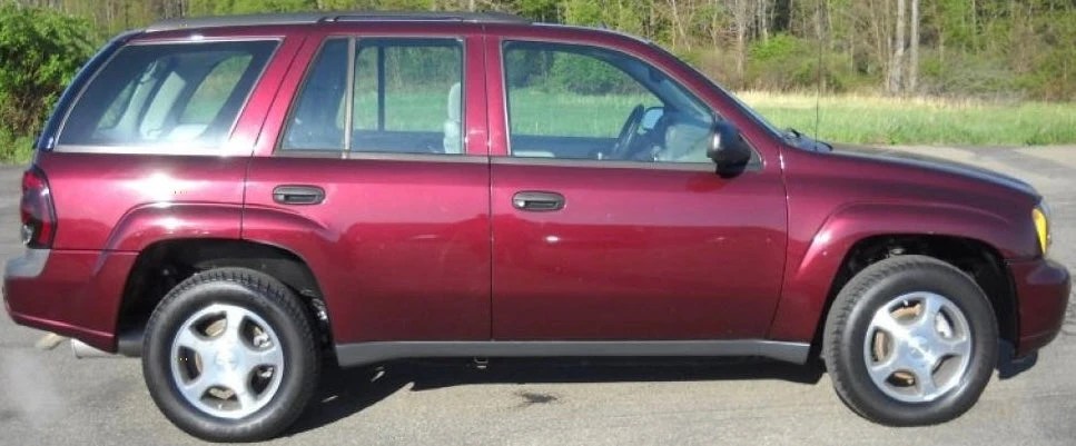 GM WA204M Bordeaux Red Basecoat + Reducer Quart (Basecoat Only) Kit 3 GM WA204M Bordeaux Red Basecoat + Reducer Quart (Basecoat Only) Kit